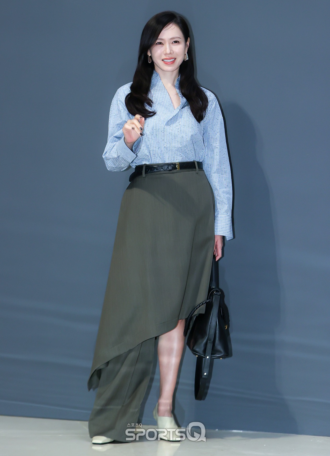 Vợ đẹp của 3 tài tử tên Bin: Toàn là huyền thoại nhan sắc, style tuổi ngoài 40 đẳng cấp- Ảnh 1.