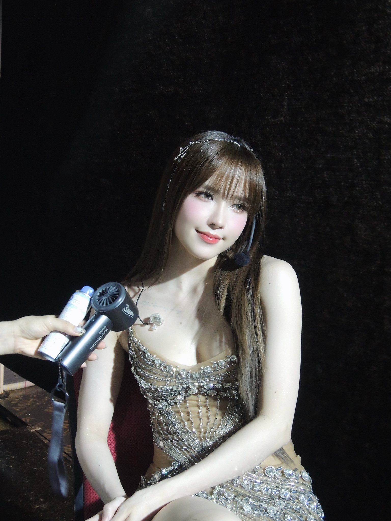 Diện mạo kh&aacute;c lạ của Thiều Bảo Tr&acirc;m- Ảnh 5.