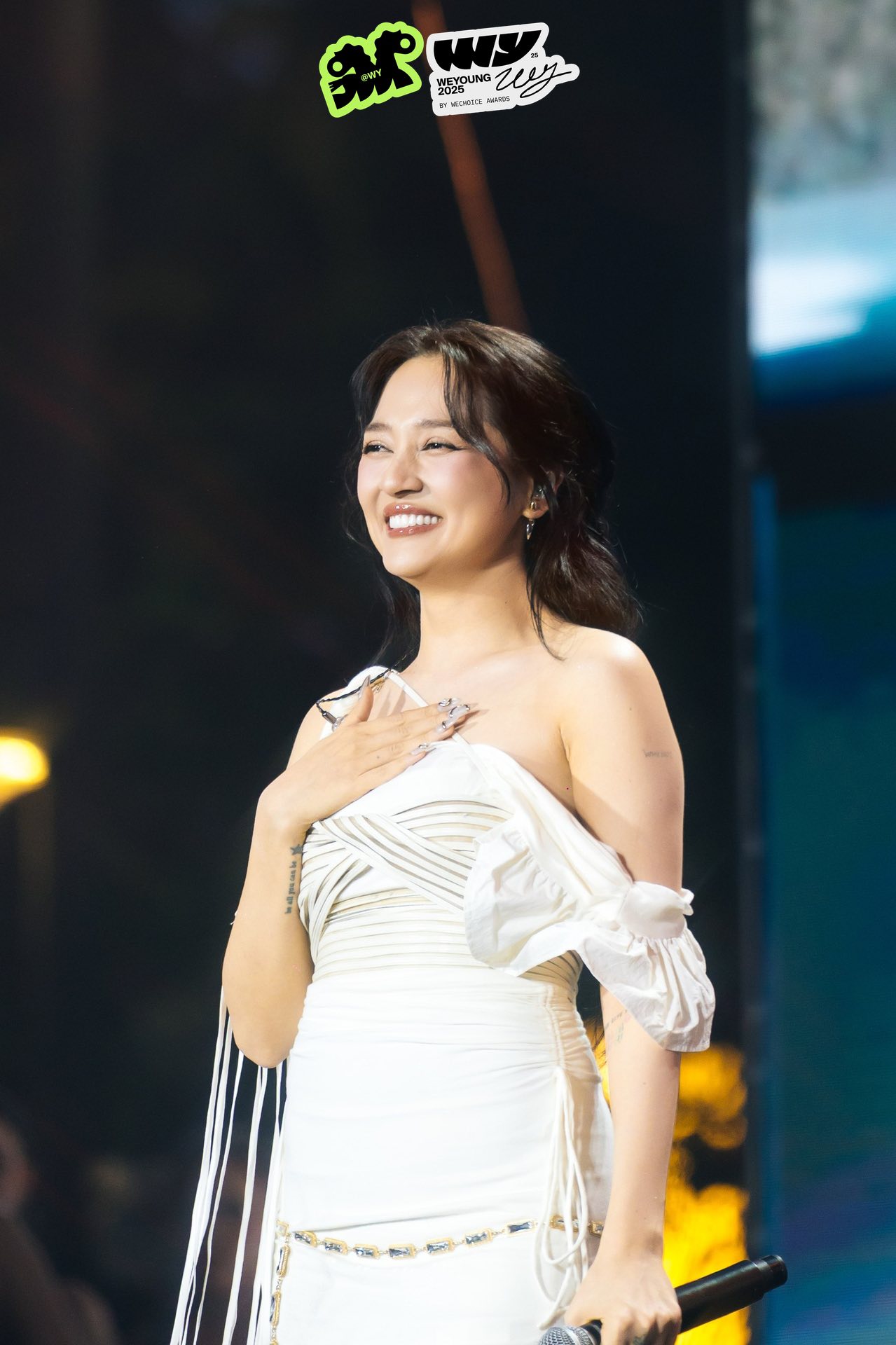 WeYoung 2025: Khi c&aacute;c nghệ sĩ trẻ l&agrave;m chủ s&acirc;n khấu v&agrave; toả s&aacute;ng bằng c&acirc;u chuyện &acirc;m nhạc của ch&iacute;nh m&igrave;nh- Ảnh 9.