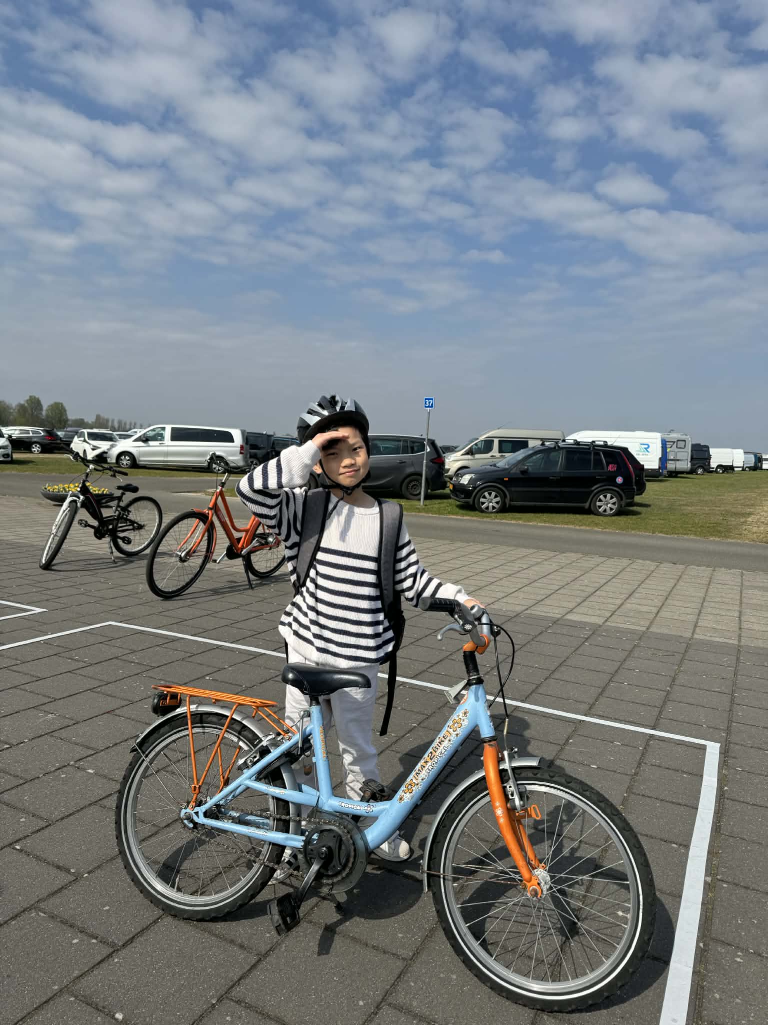 Cậu bé mới 9 tuổi đã đi qua 16 quốc gia, học nhảy lớp: Bị thị phi vì... quá giỏi liền được mẹ động viên 1 câu cực thấm!- Ảnh 5.