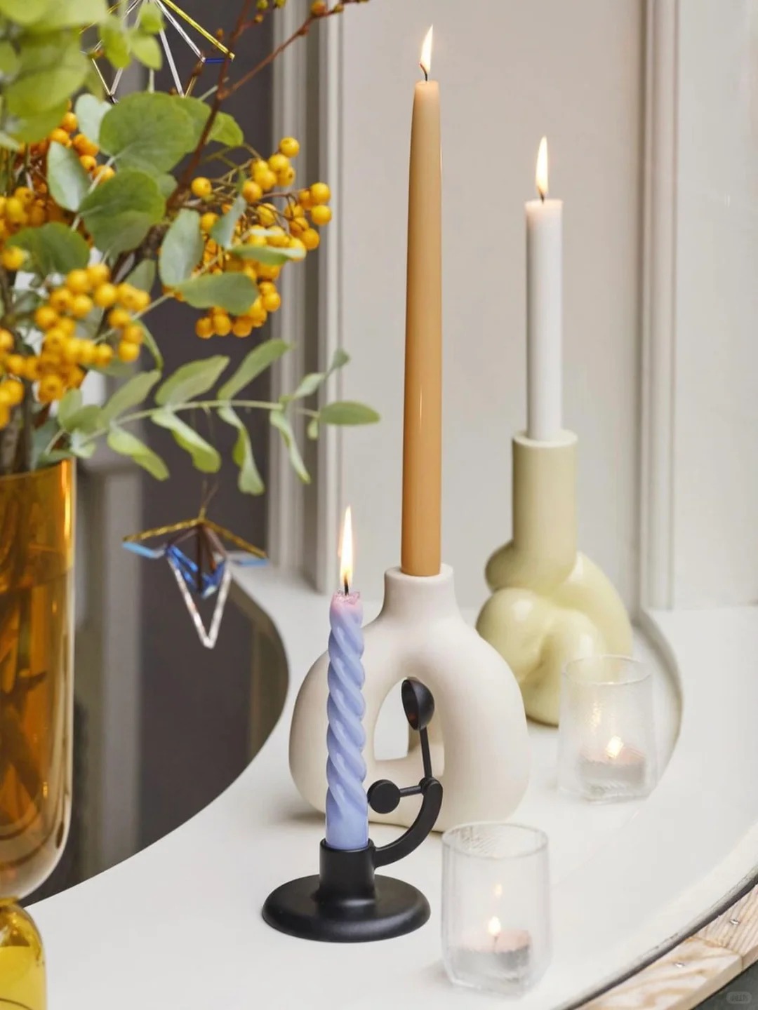 Tại sao nhiều người lại d&ugrave;ng nến để thanh tẩy vận xui cuối năm?- Ảnh 2.