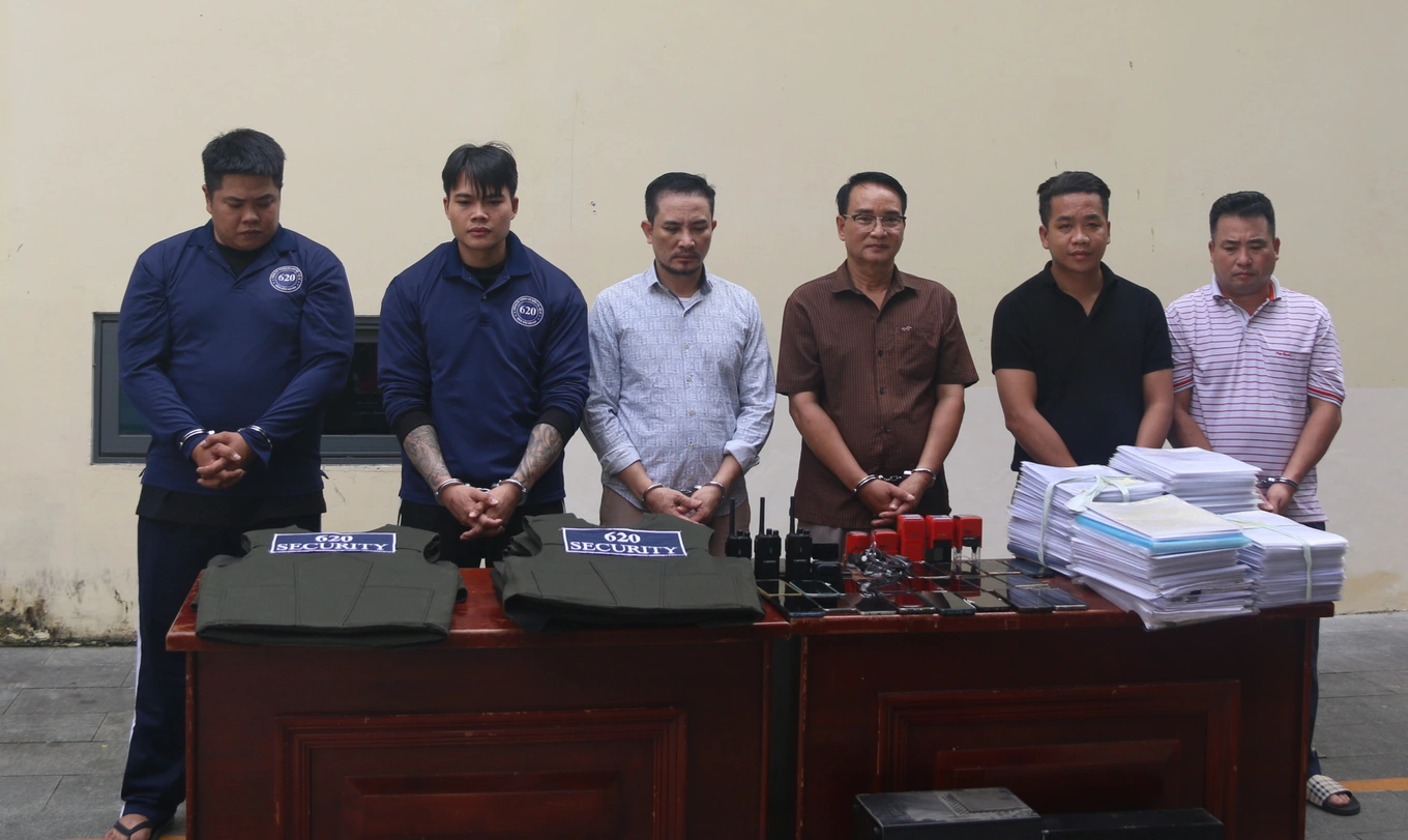 "&Ocirc;ng tr&ugrave;m" Hồ Th&agrave;nh Được bị bắt sau vụ kh&aacute;m x&eacute;t khẩn cấp 6 địa điểm: Nổi tiếng Tiktok với 4 triệu lượt th&iacute;ch- Ảnh 2.