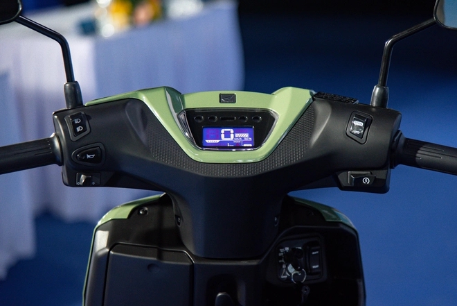 Honda ICON e: giảm gi&aacute; kỷ lục tại đại l&yacute;: Thực tế c&ograve;n 17 triệu đồng, rẻ hơn cả Wave, đầy điện đủ chạy H&agrave; Nội - Ninh B&igrave;nh- Ảnh 5.