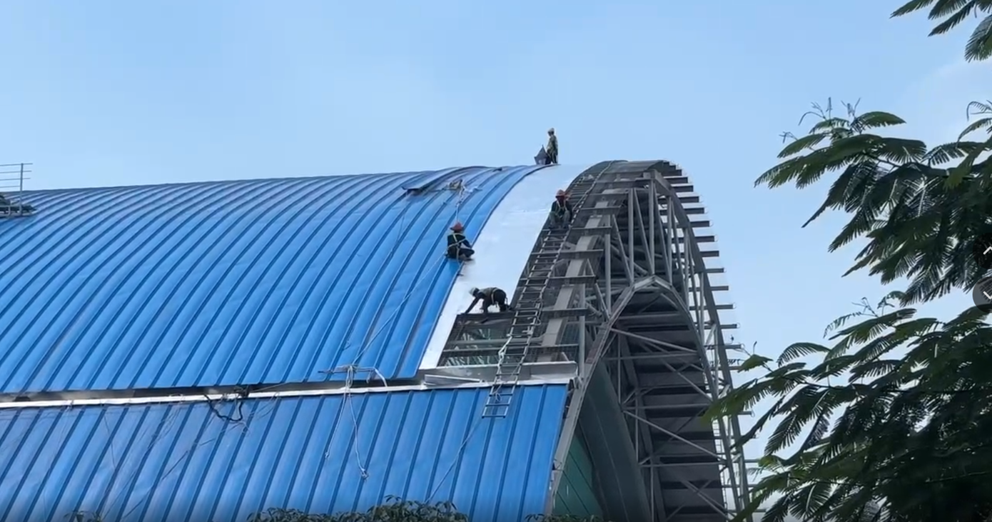 Rơi cabin thang máy tại Nhà tập luyện thể thao Phú Thọ, 2 người thương vong- Ảnh 1.