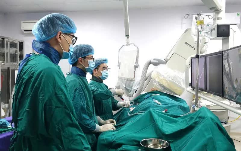 Cảnh b&aacute;o nguy cơ nhồi m&aacute;u cơ tim ở người trẻ do rối loạn mỡ m&aacute;u- Ảnh 1.