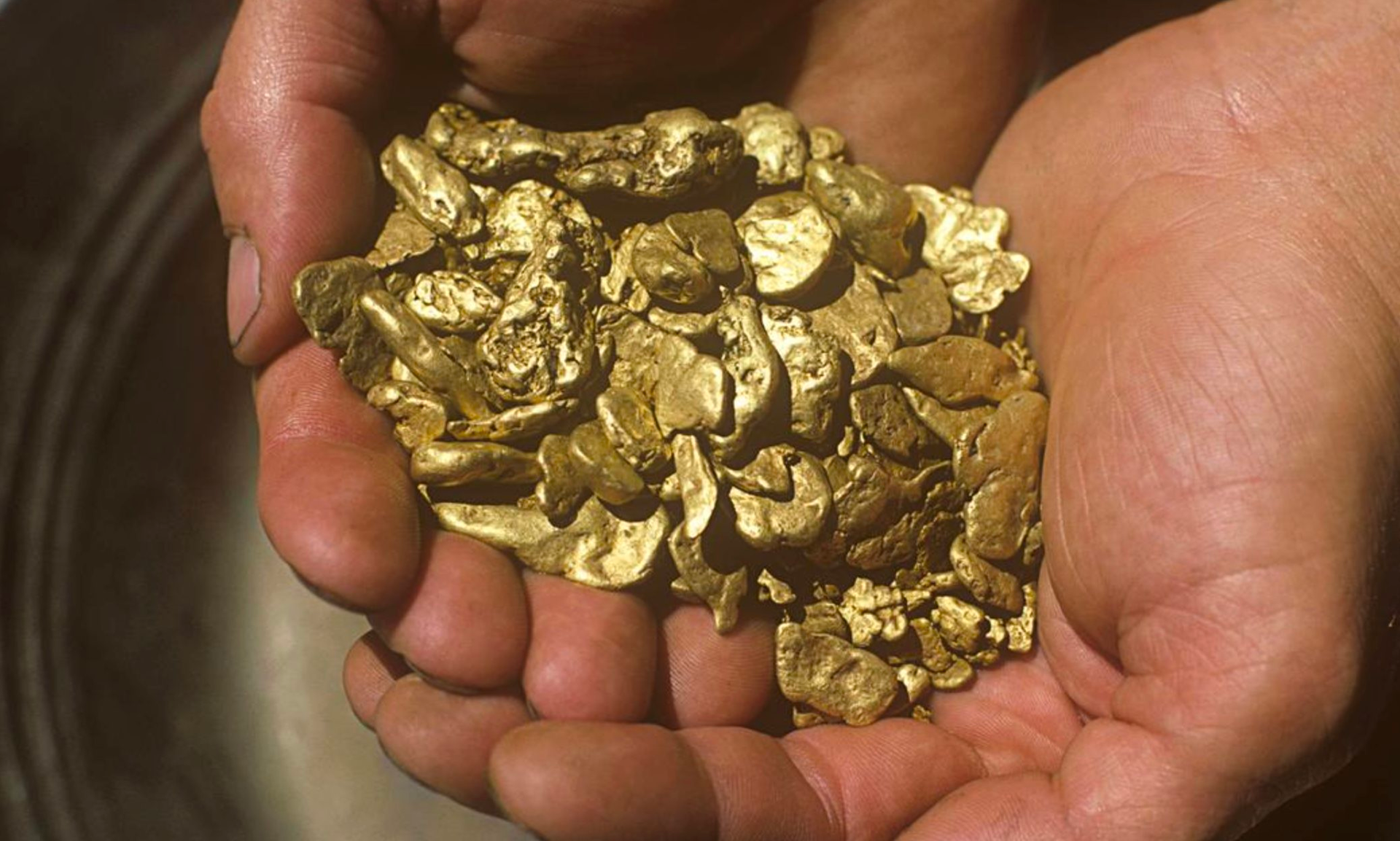 Khoan li&ecirc;n tục hơn 1.000 lỗ, ph&aacute;t hiện 125 tấn v&agrave;ng nguy&ecirc;n chất sau 8 năm khảo s&aacute;t- Ảnh 1.