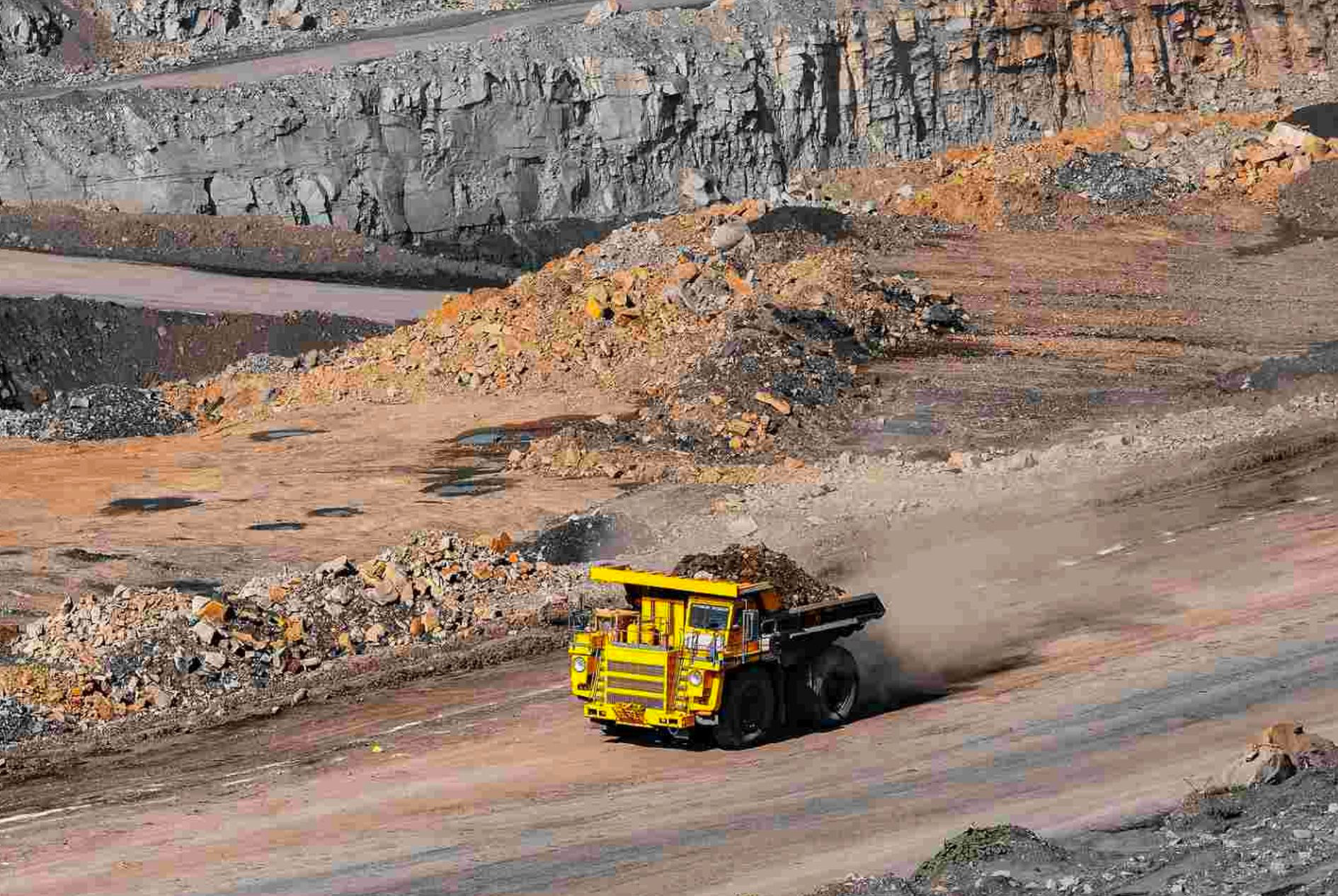 Khoan li&ecirc;n tục hơn 1.000 lỗ, ph&aacute;t hiện 125 tấn v&agrave;ng nguy&ecirc;n chất sau 8 năm khảo s&aacute;t- Ảnh 2.