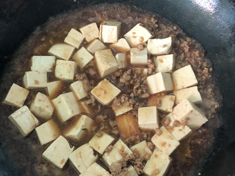 Thịt băm nấu với c&aacute;c nguy&ecirc;n liệu n&agrave;y thật ngon, chỉ ri&ecirc;ng m&oacute;n đầu ti&ecirc;n th&ocirc;i đ&atilde; khiến ai cũng phải chảy nước miếng!- Ảnh 28.