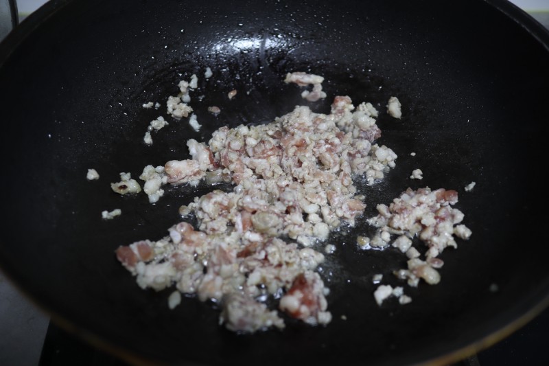 Thịt băm nấu với c&aacute;c nguy&ecirc;n liệu n&agrave;y thật ngon, chỉ ri&ecirc;ng m&oacute;n đầu ti&ecirc;n th&ocirc;i đ&atilde; khiến ai cũng phải chảy nước miếng!- Ảnh 6.