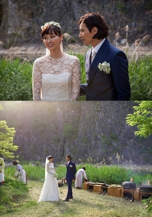 Kbiz 4 m&ugrave;a 4 đ&aacute;m cưới thế kỷ: Buồn nhất l&agrave; Song Hye Kyo, giờ đứng nh&igrave;n 2 t&igrave;nh cũ t&ecirc;n 