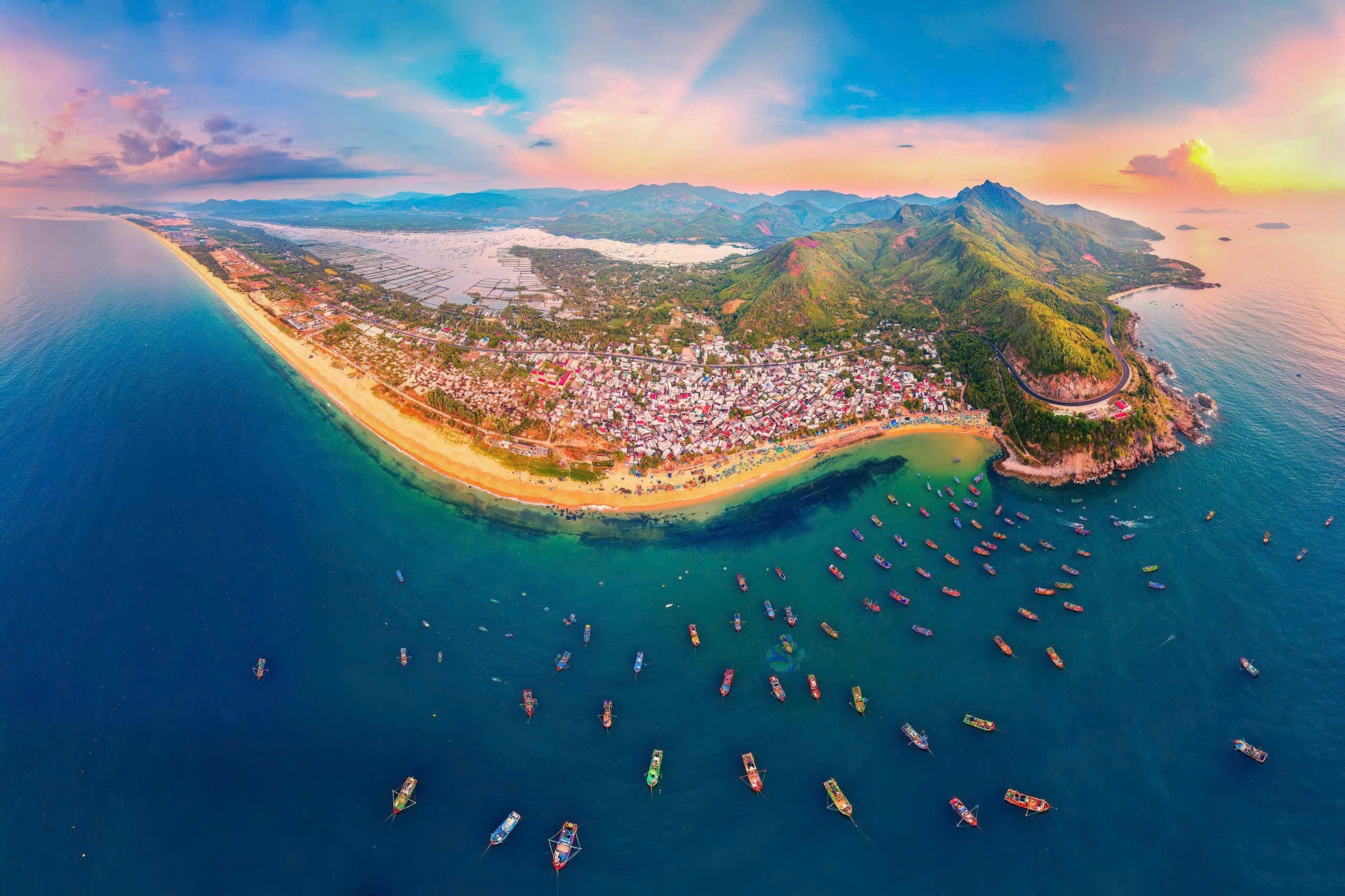 Đắk Lắk: T&aacute;i định vị du lịch trong kh&ocirc;ng gian thống nhất &ldquo;đại ng&agrave;n - biển xanh&rdquo;- Ảnh 3.