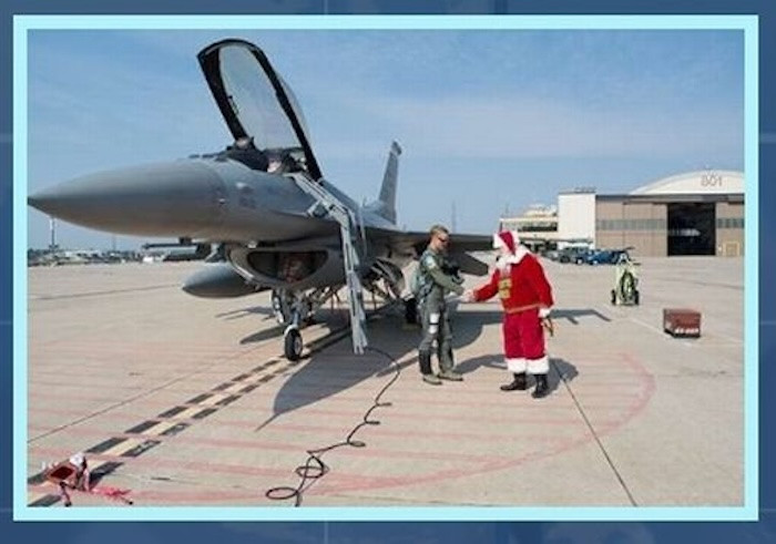 Để ph&aacute;t qu&agrave; khắp thế giới, &ocirc;ng gi&agrave; Noel phải di chuyển nhanh đến mức n&agrave;o?- Ảnh 2.