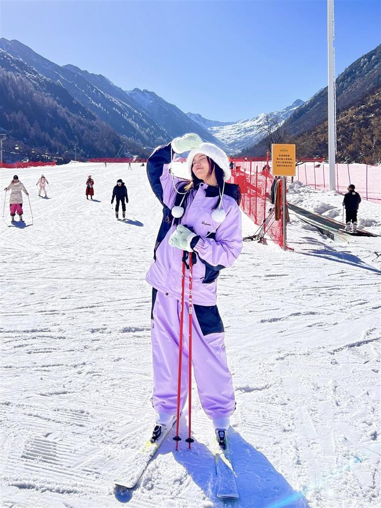 Kh&aacute;ch Việt kể chuyện đi ngắm tuyết tr&ecirc;n n&uacute;i cao hơn 4000m ở Trung Quốc, nhận x&eacute;t: 