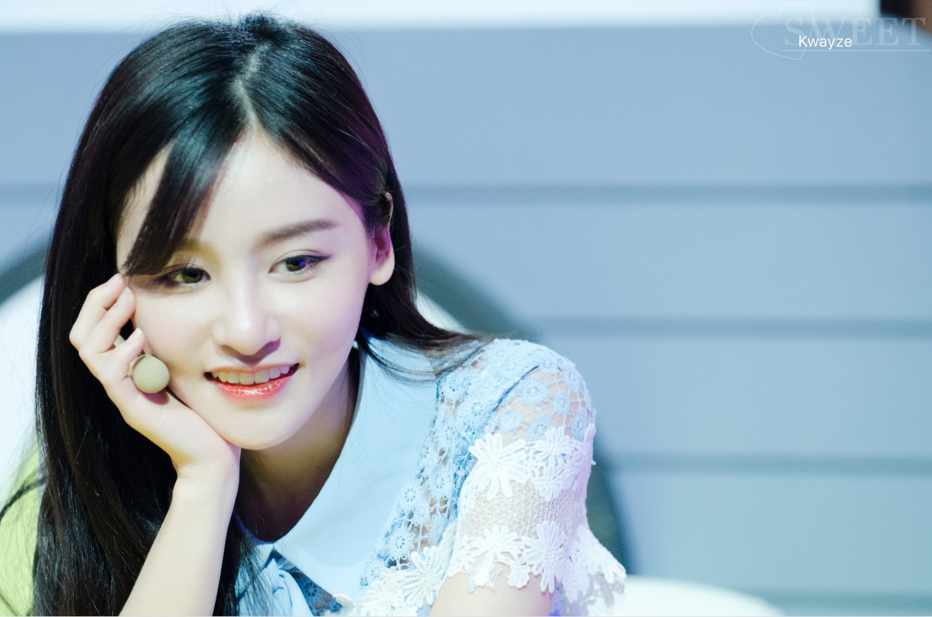 Sự hết thời của 1 ng&ocirc;i sao: Mỹ nh&acirc;n s&aacute;ng gi&aacute; bị &eacute;p đi tiếp rượu, chịu bất c&ocirc;ng đến mức rời l&agrave;ng giải tr&iacute;- Ảnh 6.