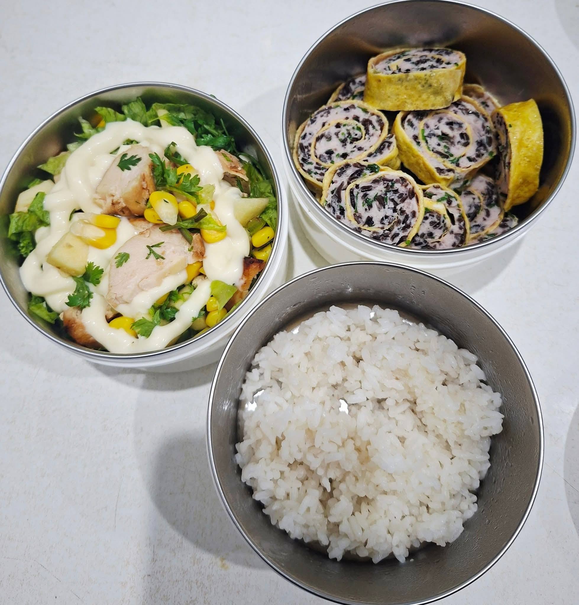 Bữa cơm của học sinh H&agrave; Nội bỗng g&acirc;y sốt MXH: Thực đơn kh&ocirc;ng cầu kỳ nhưng đ&uacute;ng chuẩn "mỹ vị nh&acirc;n gian"- Ảnh 14.