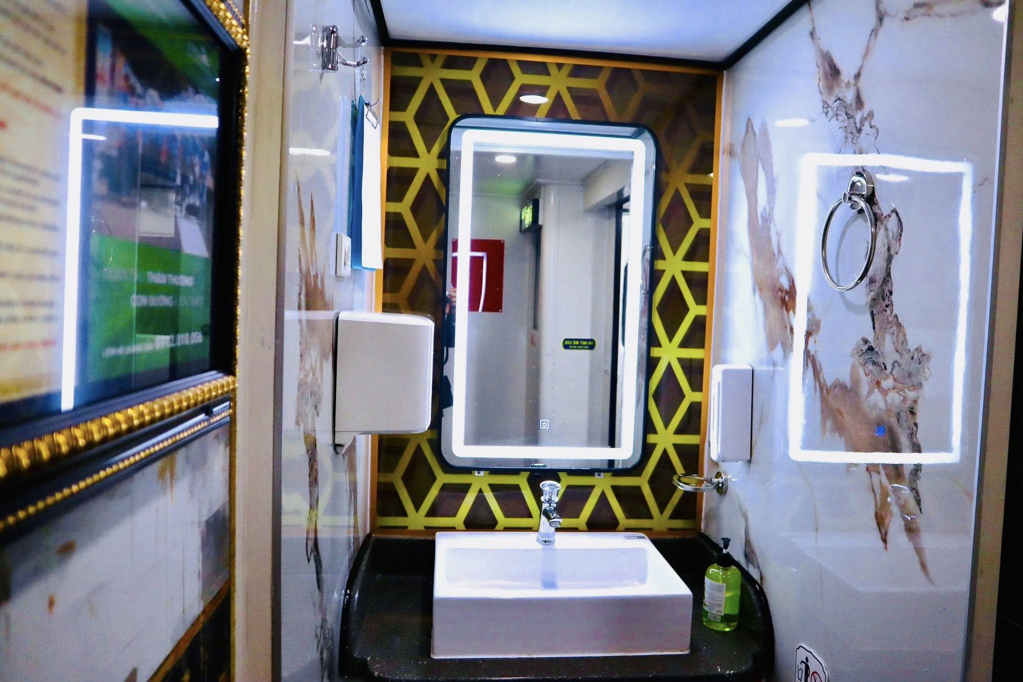 Các chuyến tàu Bắc - Nam đón tin vui trước Tết Bính Ngọ 2026: Hành khách được hưởng lợi- Ảnh 7. Các chuyến tàu Bắc - Nam đón tin vui trước Tết Bính Ngọ 2026: Hành khách được hưởng lợi- Ảnh 7.