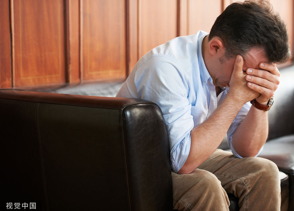 Nghỉ hưu sớm khi đang nhận mức lương hơn 112 triệu/th&aacute;ng, 1 năm sau người đ&agrave;n &ocirc;ng 48 tuổi thừa nhận: &ldquo;Cuộc sống khắc nghiệt hơn t&ocirc;i nghĩ&rdquo;- Ảnh 1.