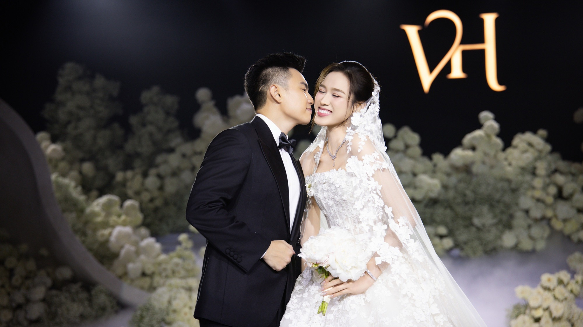 Gi&aacute;ng sinh đặc biệt nhất của Đỗ H&agrave; v&agrave; 