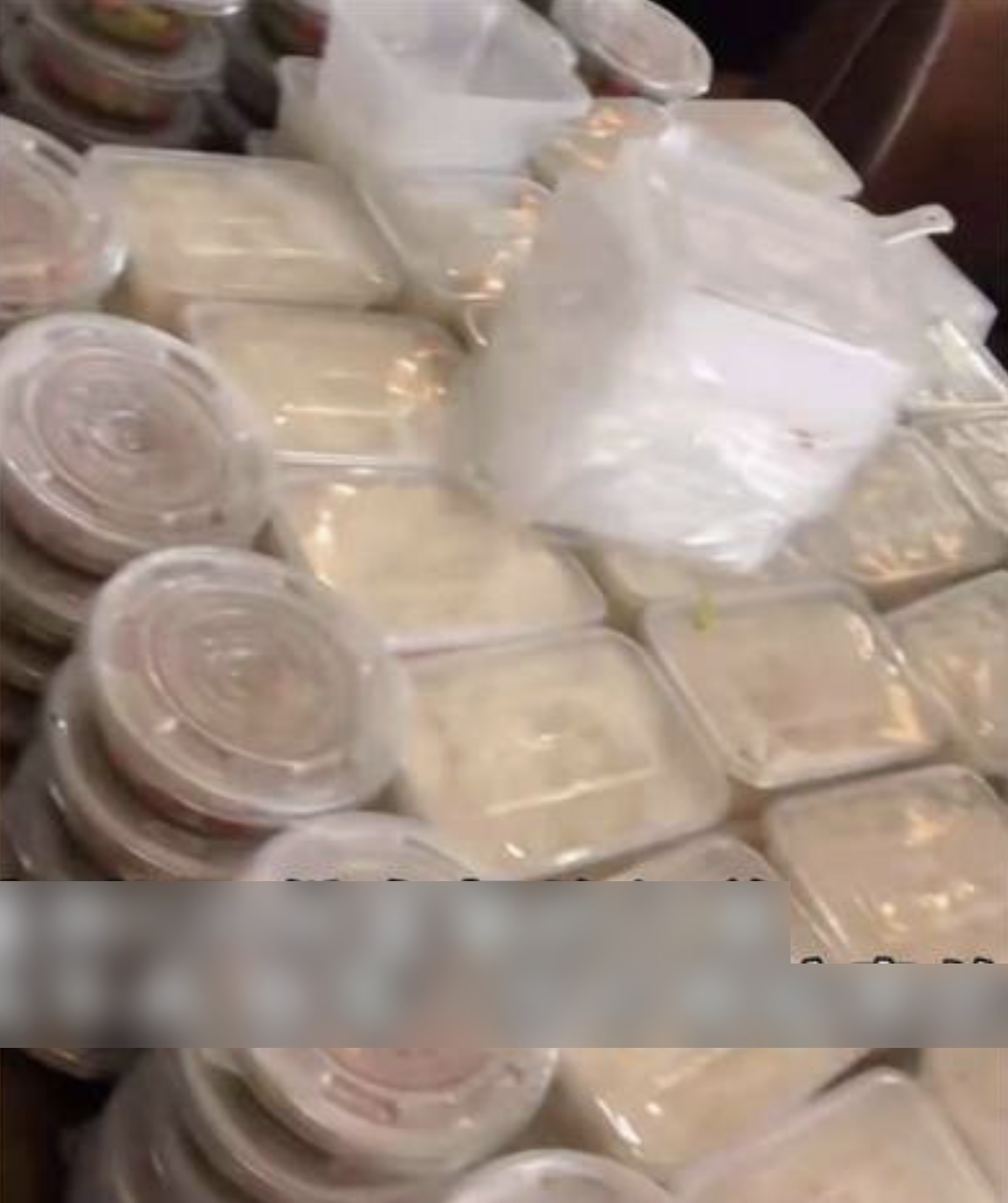 Kh&aacute;ch đặt 120 suất ăn, qu&aacute;n đ&oacute;ng g&oacute;i xong hết th&igrave; bị 