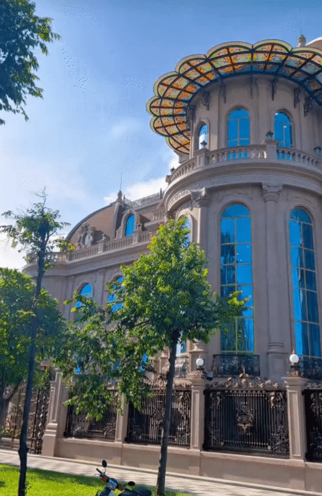 Đ&aacute;m cưới của &aacute;i nữ tập đo&agrave;n lớn ở B&igrave;nh Thuận đang "g&acirc;y b&atilde;o" MXH: Nh&agrave; g&aacute;i cỡ n&agrave;y th&igrave; nh&agrave; trai "khủng" cỡ n&agrave;o!- Ảnh 22.