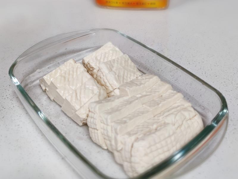 Bữa cơm m&ugrave;a đ&ocirc;ng, khuy&ecirc;n bạn n&ecirc;n ăn 4 m&oacute;n 