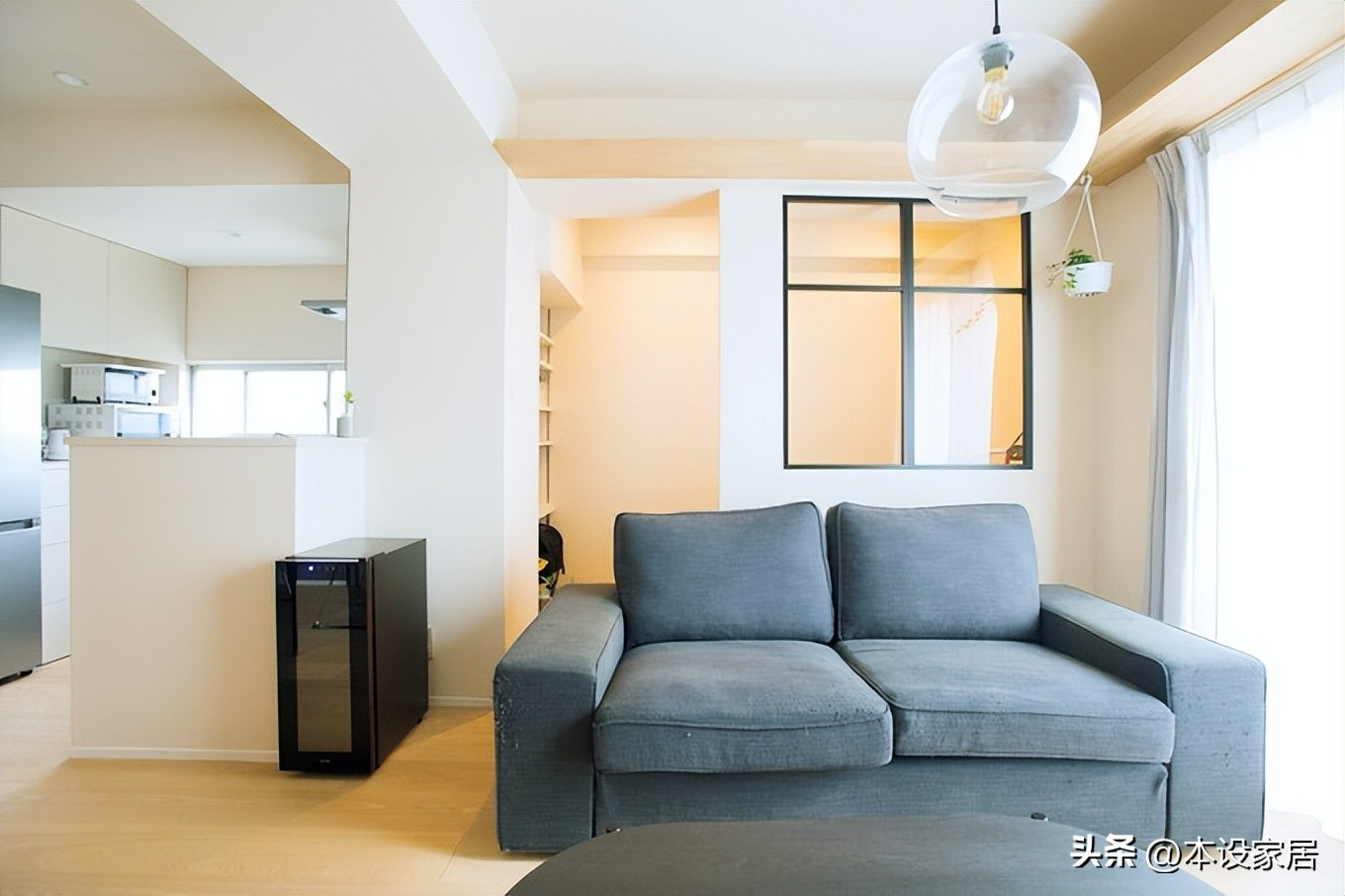 Ở tuổi 38 sống một m&igrave;nh trong căn hộ 47m&sup2;, c&ocirc; g&aacute;i g&acirc;y &ldquo;cho&aacute;ng&rdquo; v&igrave; nh&agrave; qu&aacute; sạch - cuộc sống thư th&aacute;i bất ngờ- Ảnh 1.