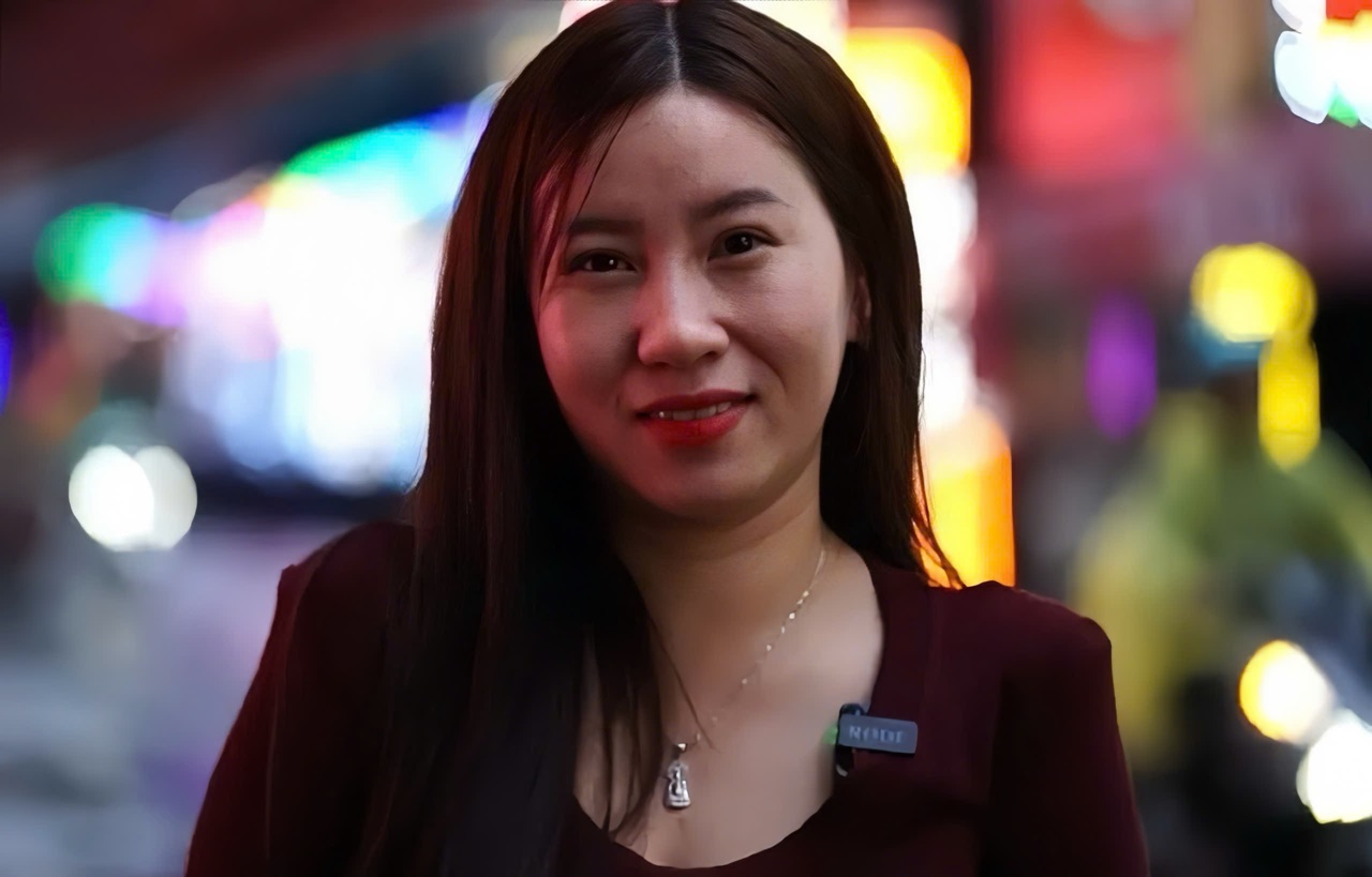 Mưa tr&aacute;i m&ugrave;a chiều Noel, phố B&ugrave;i Viện ngập, người d&acirc;n TP.HCM thấp thỏm kế hoạch xuống phố- Ảnh 5.