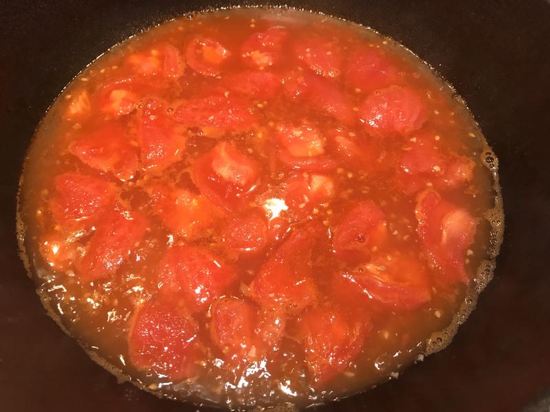 Bữa cơm m&ugrave;a đ&ocirc;ng, khuy&ecirc;n bạn n&ecirc;n ăn 4 m&oacute;n 