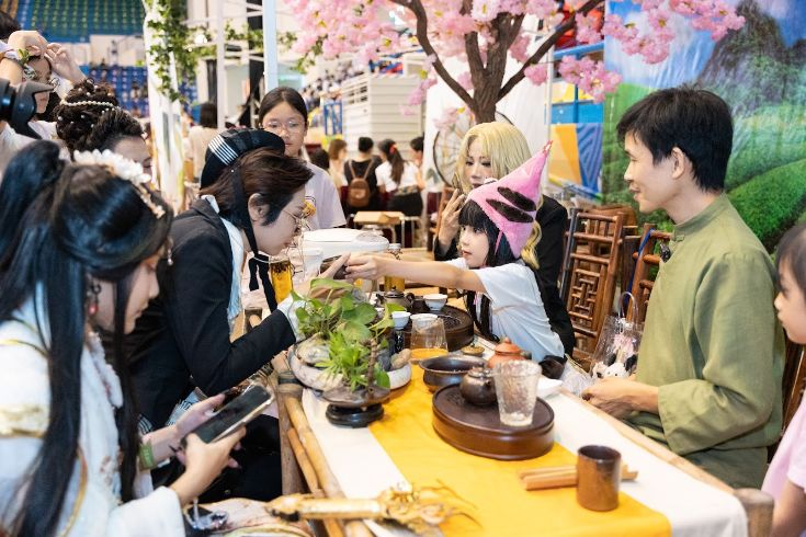 Ambedo Fiesta m&ugrave;a 6: Furry Friends, Lễ hội s&aacute;ng tạo & cộng đồng của Gen Z H&agrave; Nội đổ bộ C&ocirc;ng vi&ecirc;n Hồ T&acirc;y- Ảnh 5.