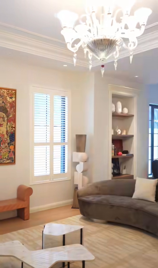 Mỹ nh&acirc;n 33 tuổi l&agrave;m d&acirc;u h&agrave;o m&ocirc;n gia tộc k&iacute;n tiếng, bố mẹ chồng cưng như con g&aacute;i ruột, tặng qu&agrave; cưới g&acirc;y sốc- Ảnh 6.