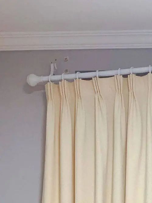 Mẹ t&ocirc;i cảnh b&aacute;o: 5 kiểu r&egrave;m cửa tuyệt đối kh&ocirc;ng được mua - treo l&ecirc;n l&agrave; hối hận ngay lập tức- Ảnh 2.