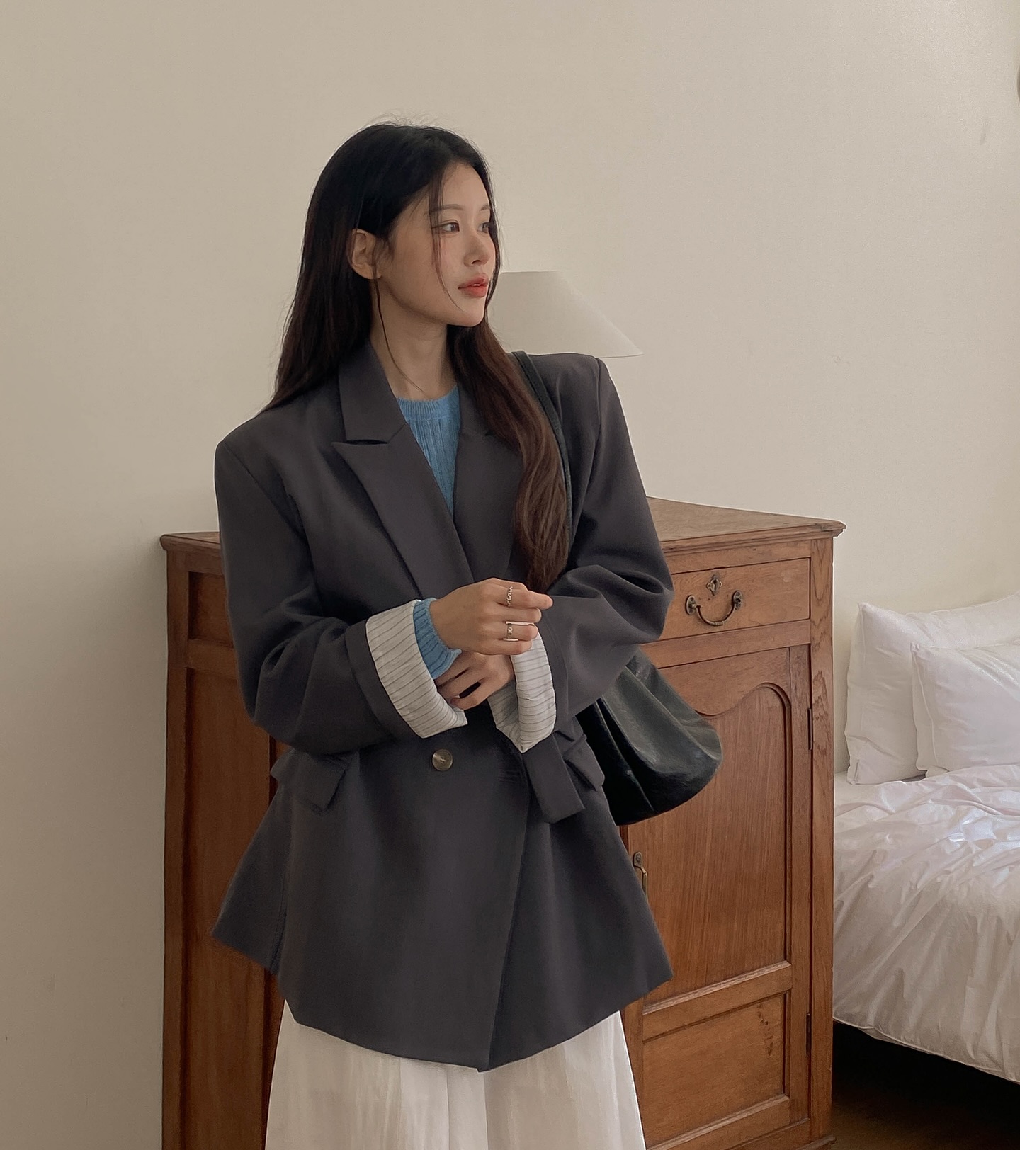 5 kiểu &aacute;o kho&aacute;c mặc ngo&agrave;i &aacute;o len gi&uacute;p chị em s&agrave;nh điệu hơn rất nhiều, ai cũng n&ecirc;n biết- Ảnh 9.