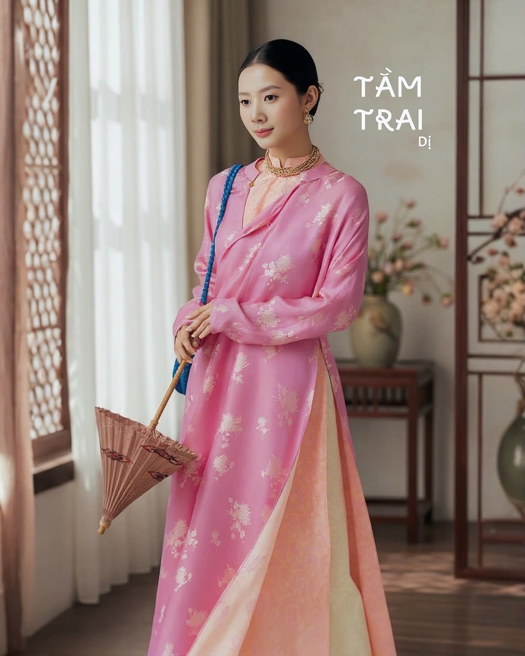 Gạt đi kiểu &aacute;o &ldquo;thị phi&rdquo;, nhiều local brand vẫn tinh tế t&aacute;i hiện &aacute;o d&agrave;i Ngũ th&acirc;n cảm hứng từ 