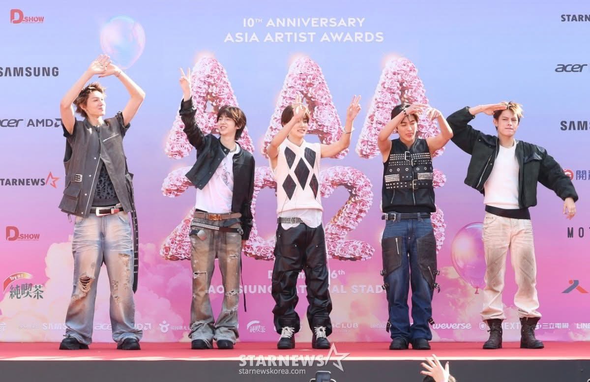 CORTIS: Hội "trẻ tr&acirc;u" đang định nghĩa lại thời trang của c&aacute;c "boy phố"- Ảnh 10.