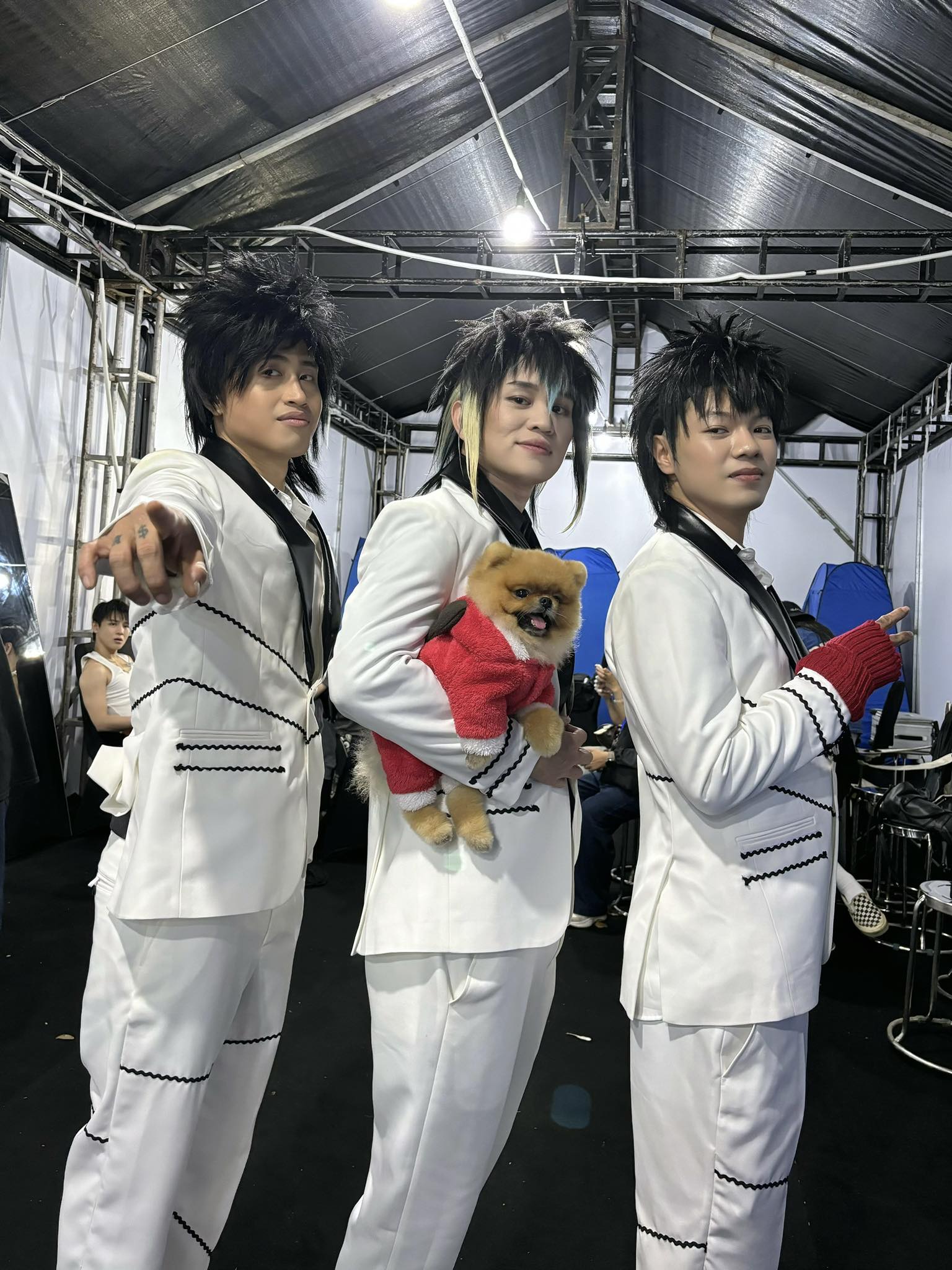 Buổi tổng duyệt "bất ổn" trước thềm concert Anh Trai Say Hi: &Aacute; qu&acirc;n th&igrave; "đội b&agrave;n", Avatar chạy nh&ocirc;ng nh&ocirc;ng tr&ecirc;n s&acirc;n khấu- Ảnh 4.