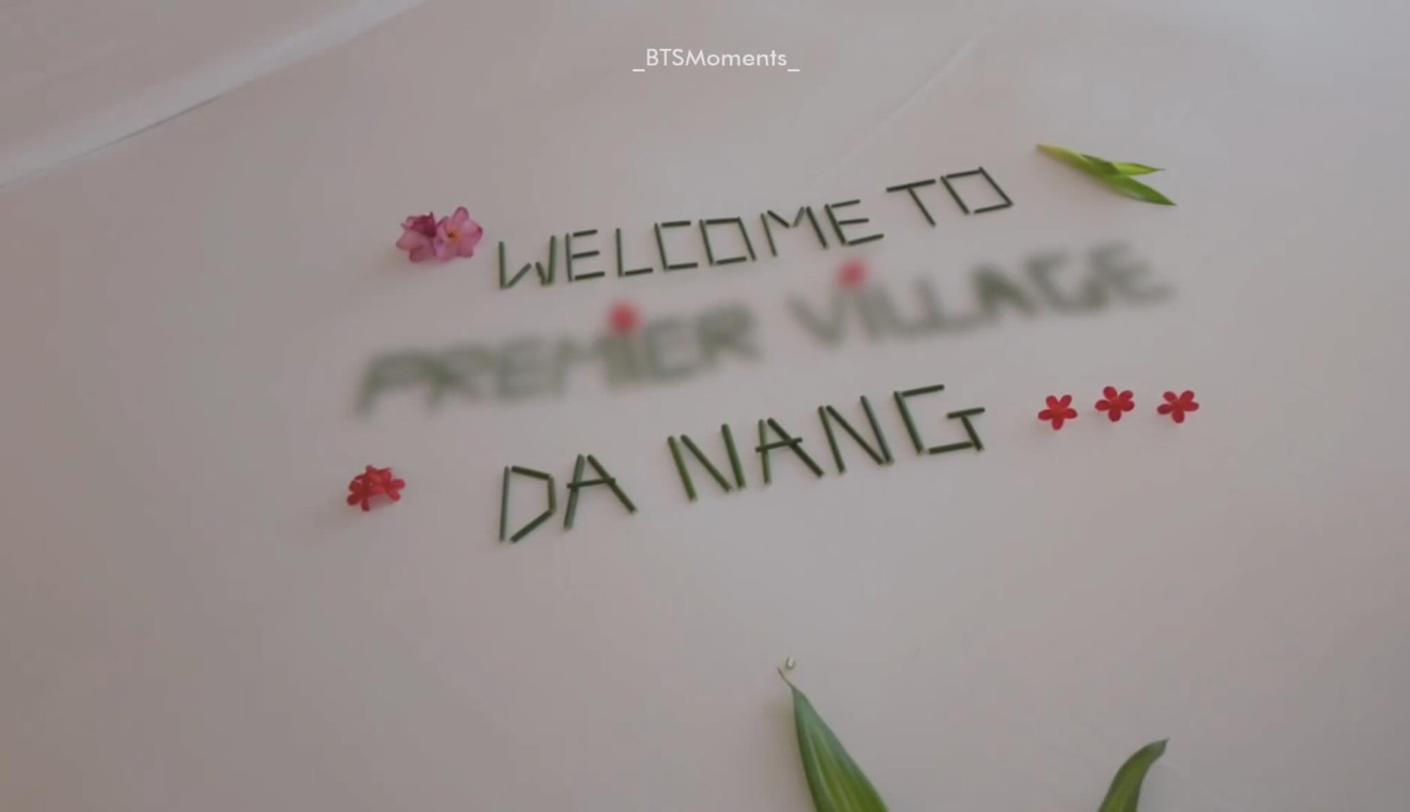 B&ecirc;n trong ph&ograve;ng nghỉ 40 triệu/đ&ecirc;m của Jungkook, Jimin BTS ở Việt Nam c&oacute; những g&igrave;?- Ảnh 4.