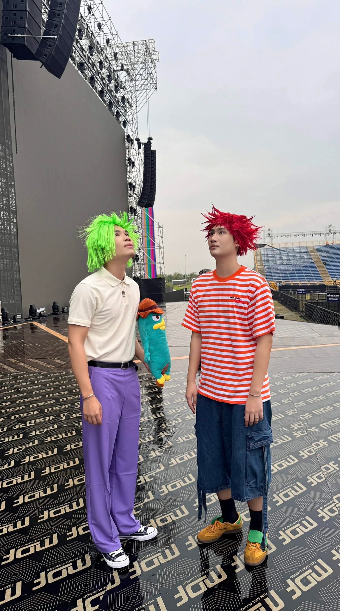 Buổi tổng duyệt "bất ổn" trước thềm concert Anh Trai Say Hi: &Aacute; qu&acirc;n th&igrave; "đội b&agrave;n", Avatar chạy nh&ocirc;ng nh&ocirc;ng tr&ecirc;n s&acirc;n khấu- Ảnh 5.