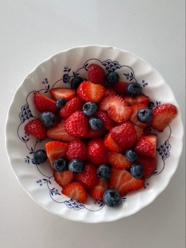 Top 5 thực phẩm chống l&atilde;o h&oacute;a tuổi 30+ được d&ugrave;ng nhiều nhất năm 2025- Ảnh 2.