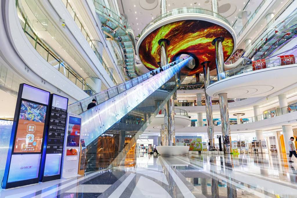 Ph&aacute;t minh g&acirc;y b&atilde;o: Cửa nh&agrave; vệ sinh lập tức biến th&agrave;nh "k&iacute;nh trong suốt" khi ph&aacute;t hiện kh&aacute;ch l&agrave;m 1 việc- Ảnh 3.