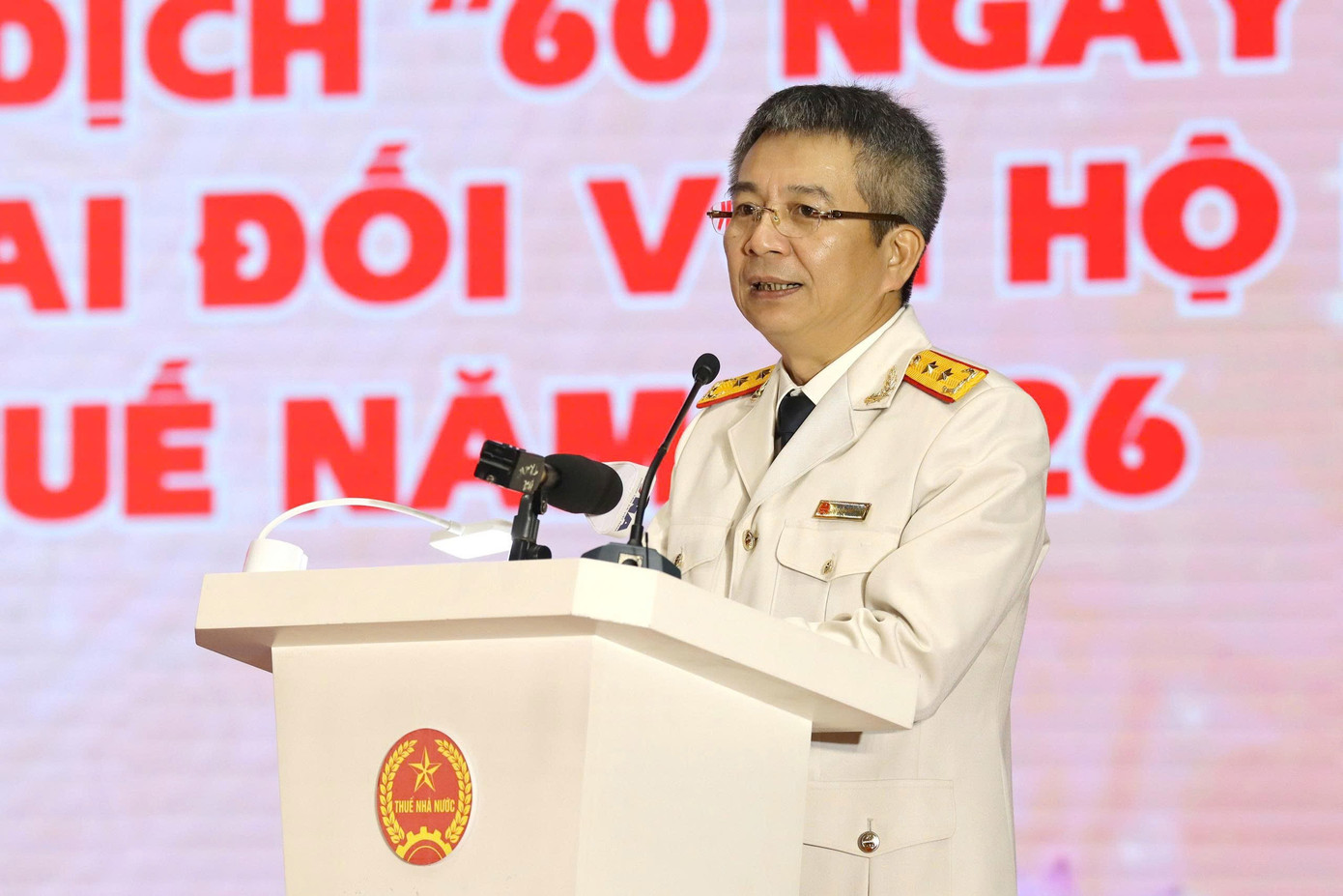 Thu thuế cao chưa từng c&oacute;- Ảnh 1.