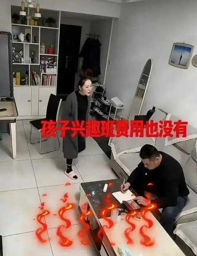 Mất việc ở tuổi 39, quản l&yacute; giấu gia đ&igrave;nh đi l&agrave;m shipper: Phản ứng của vợ khi biết chuyện khiến anh chết lặng- Ảnh 3.