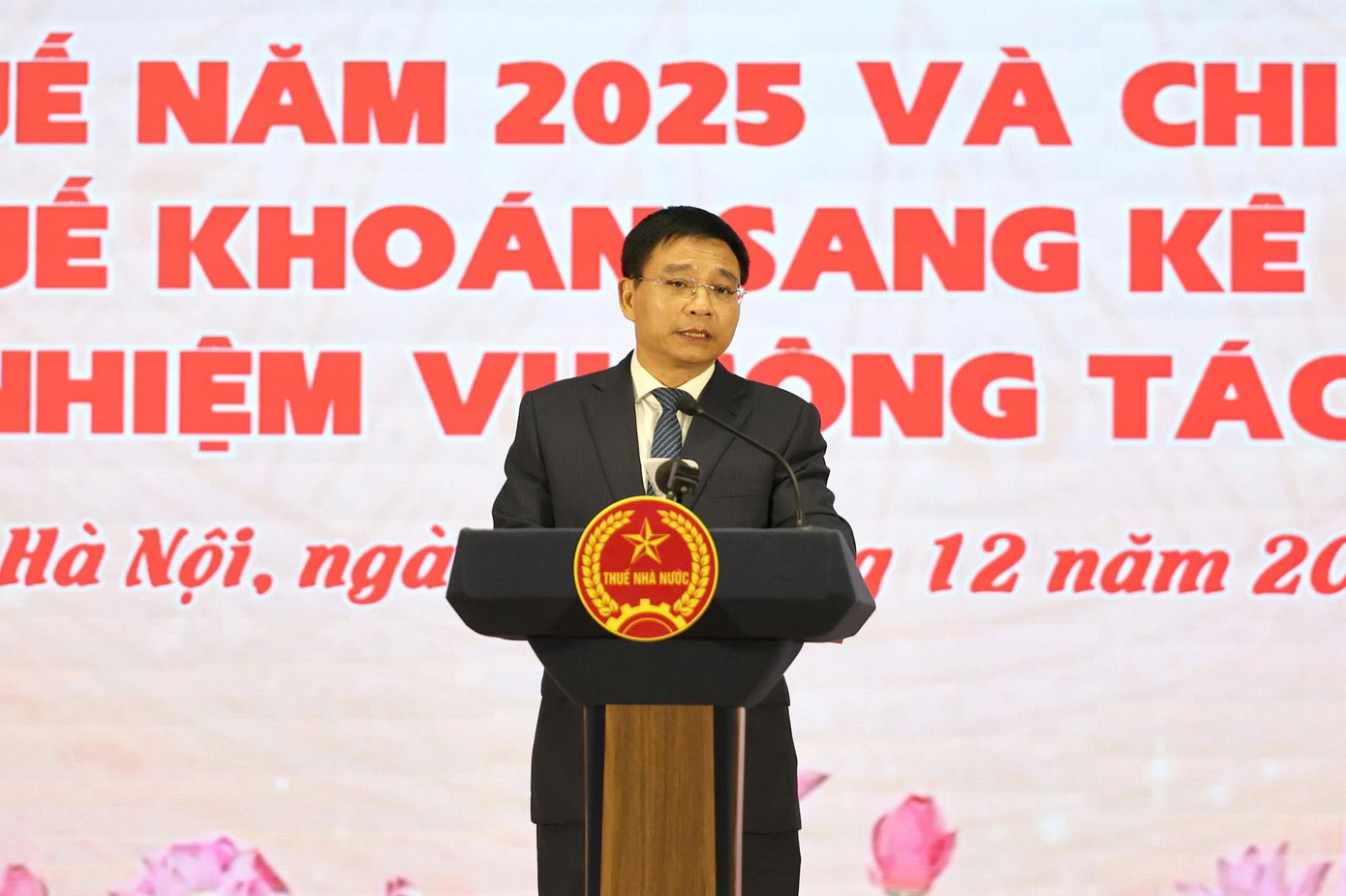 Thu thuế cao chưa từng c&oacute;- Ảnh 2.