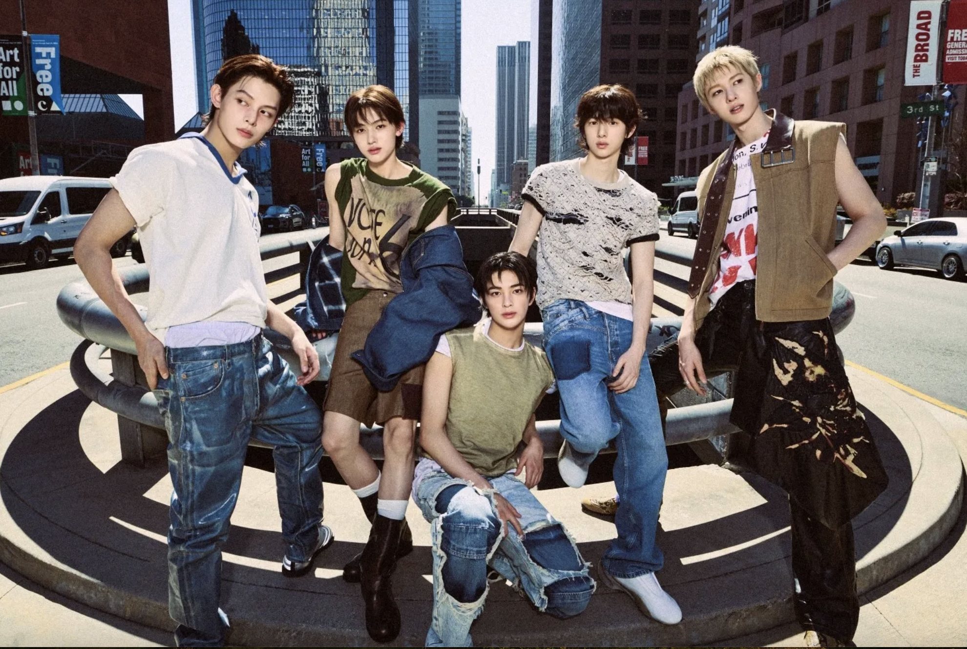 CORTIS: Hội "trẻ tr&acirc;u" đang định nghĩa lại thời trang của c&aacute;c "boy phố"- Ảnh 8.