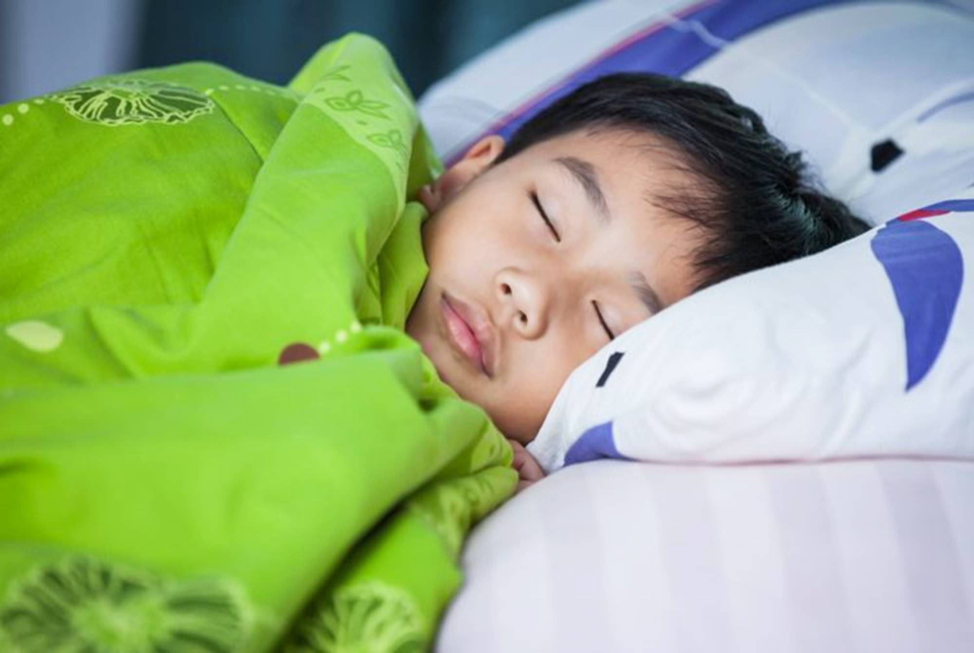 Trẻ ngủ chung với mẹ hay ngủ ri&ecirc;ng tốt hơn cho n&atilde;o bộ? Nghi&ecirc;n cứu khoa học đ&atilde; đưa ra c&acirc;u trả lời ch&iacute;nh x&aacute;c nhất- Ảnh 2.