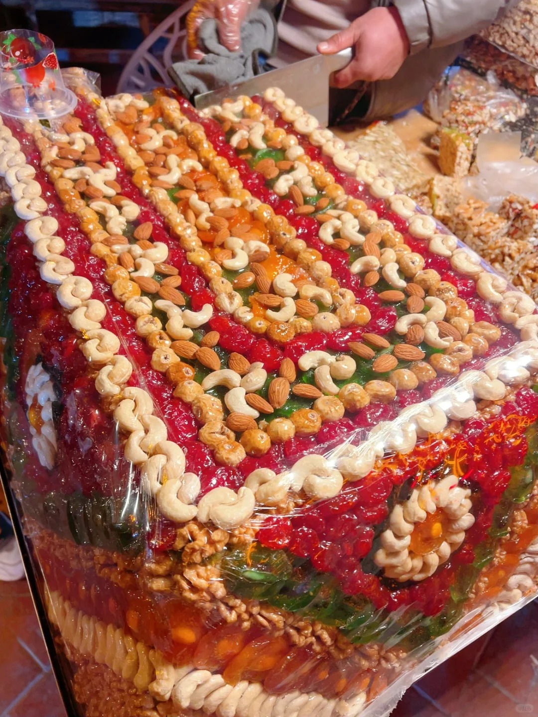 Sự thật về loại b&aacute;nh "s&aacute;t thủ v&iacute; tiền" nh&igrave;n đẹp như tranh, cắt một miếng "bay" ngay tiền triệu, kh&aacute;ch du lịch ngậm đắng nuốt cay- Ảnh 6.