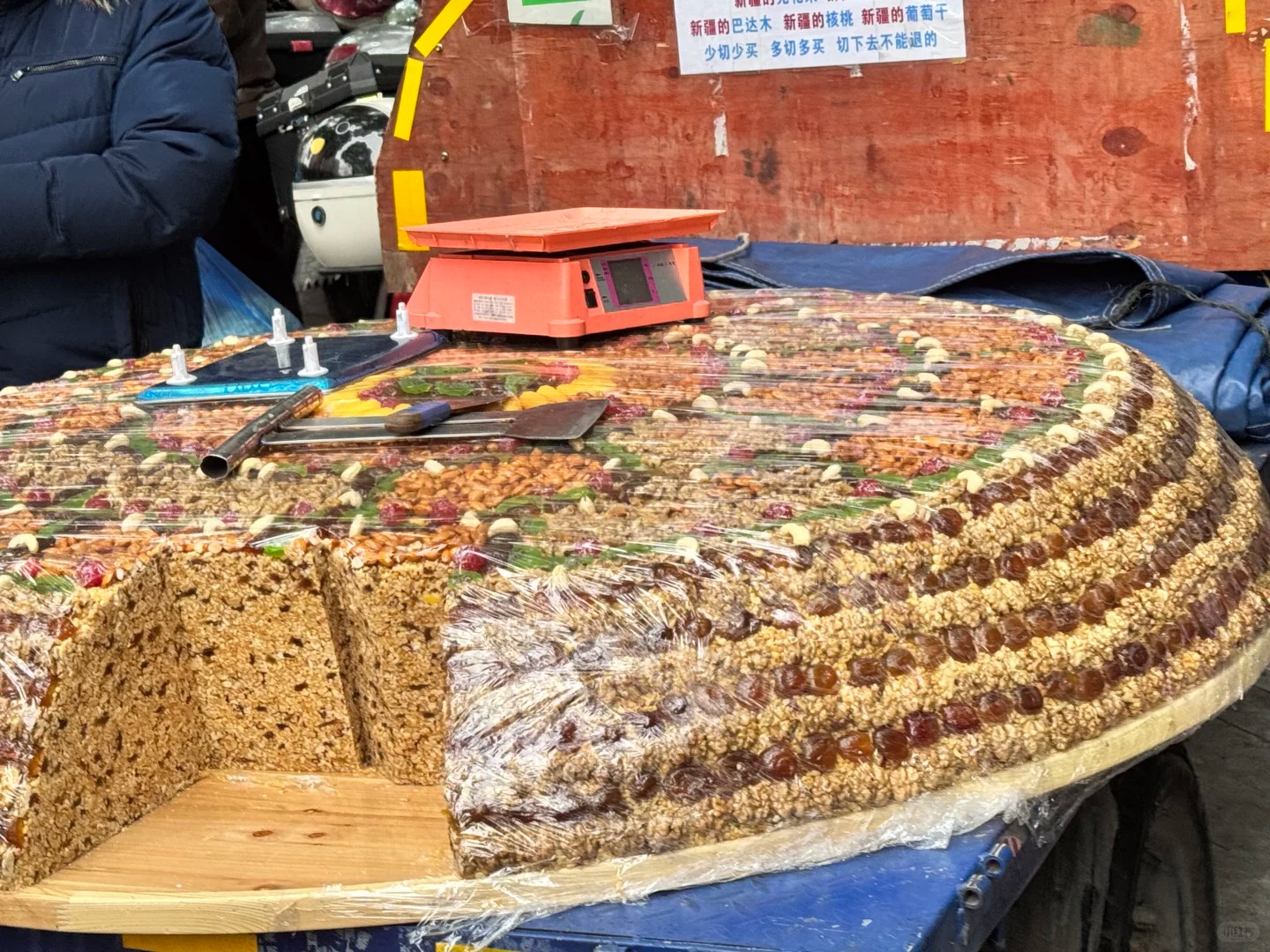 Sự thật về loại b&aacute;nh "s&aacute;t thủ v&iacute; tiền" nh&igrave;n đẹp như tranh, cắt một miếng "bay" ngay tiền triệu, kh&aacute;ch du lịch ngậm đắng nuốt cay- Ảnh 11.