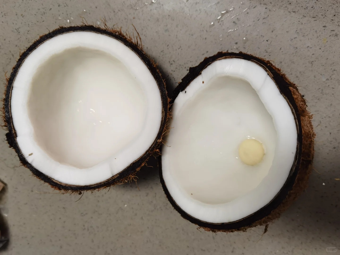 Kh&ocirc;ng phải l&ograve;ng lợn, cũng chẳng c&oacute; thịt, b&aacute;nh 