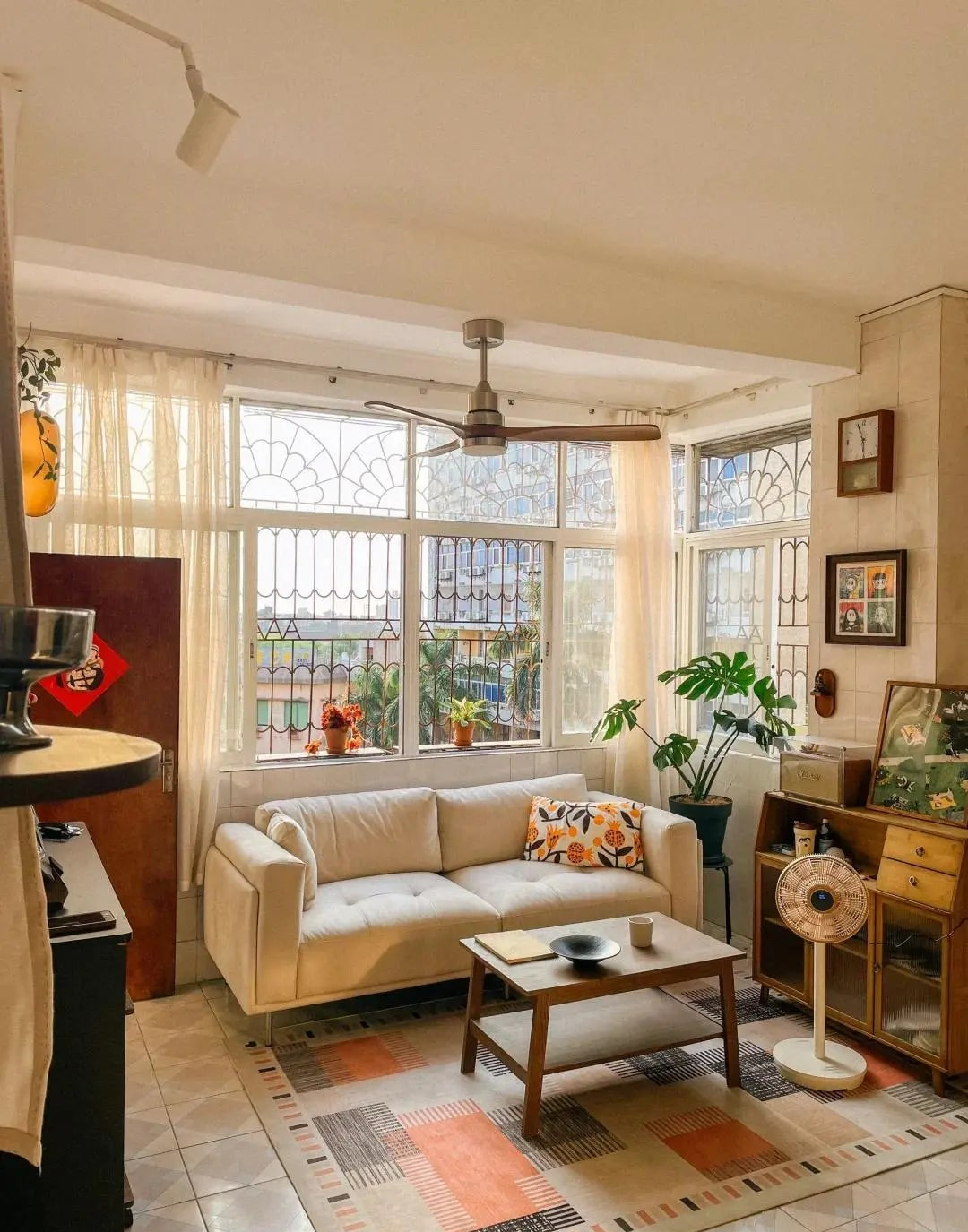 Tim đập loạn trước ng&ocirc;i nh&agrave; của b&agrave; cụ 75 tuổi: Sống 1 m&igrave;nh an y&ecirc;n, kh&ocirc;ng l&agrave;m g&aacute;nh nặng cho con ch&aacute;u- Ảnh 1.