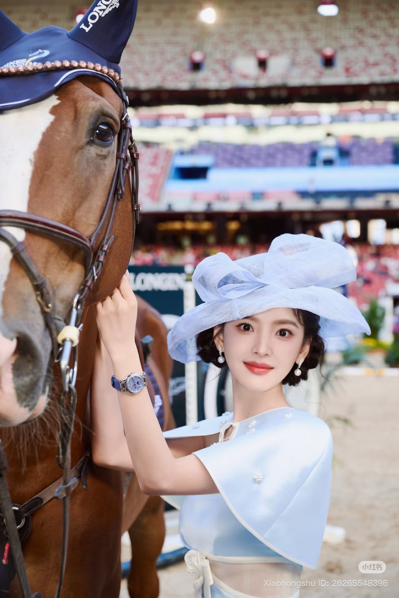 C&ocirc; g&aacute;i khiến 10 triệu người say đắm nay t&agrave;n tạ v&igrave; &eacute;p c&acirc;n, chỉ mặc vừa quần &aacute;o trẻ con 12 tuổi- Ảnh 4.