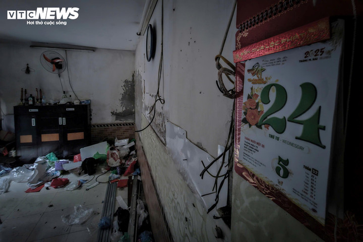 Người d&acirc;n ven Hồ Gươm bắt đầu di dời, b&agrave;n giao mặt bằng x&acirc;y quảng trường hơn 2ha- Ảnh 10.